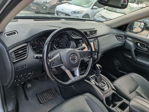 Nissan Rogue 2017 серый - фото 17