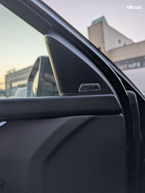 Skoda Octavia 2018 черный - фото 7