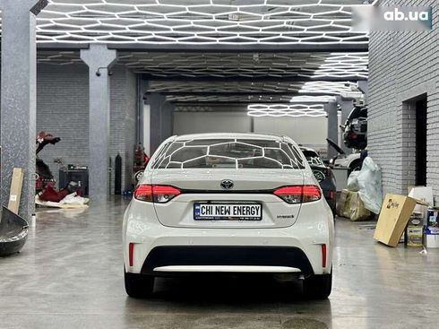 Toyota Corolla 2020 - фото 6