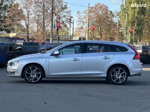 Volvo V60 2016 серый - фото 4