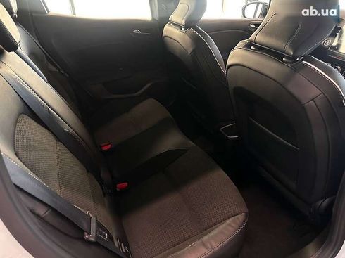 Renault Clio 2021 - фото 28