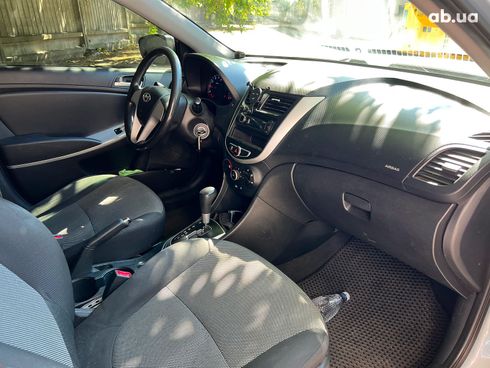 Hyundai Accent 2012 синий - фото 19