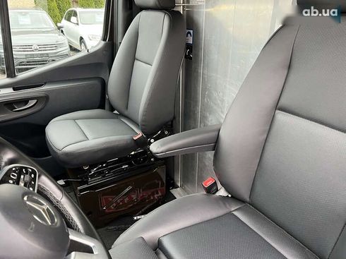 Mercedes-Benz Sprinter 2021 - фото 25