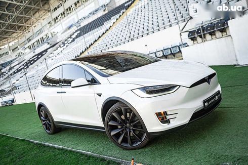 Tesla Model X 2017 - фото 4