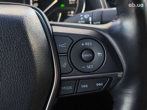 Toyota Camry 2021 - фото 20
