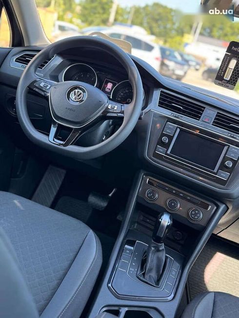 Volkswagen Tiguan 2020 - фото 13
