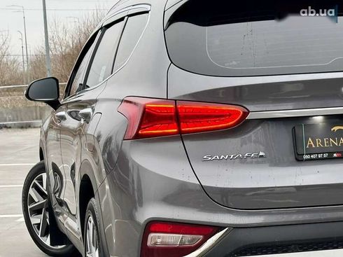 Hyundai Santa Fe 2019 - фото 12