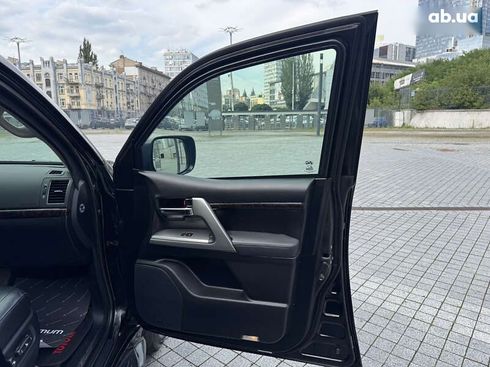 Toyota Land Cruiser 2014 - фото 26