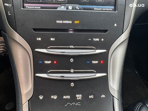 Lincoln MKZ 2016 серый - фото 44