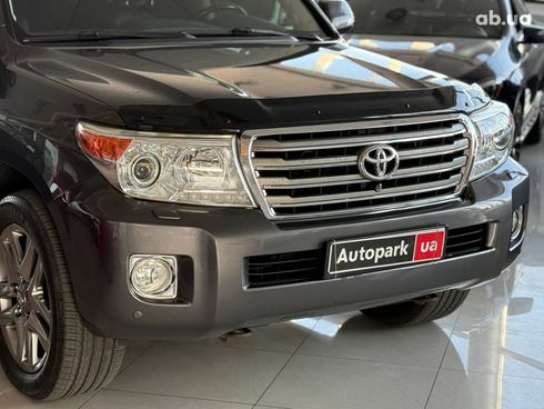 Toyota land cruiser 200 2012 серый - фото 4