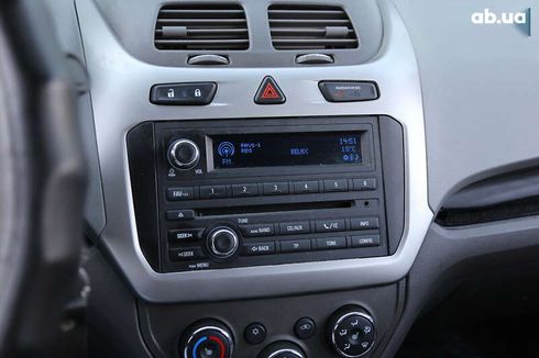 Chevrolet Cobalt 2021 - фото 20