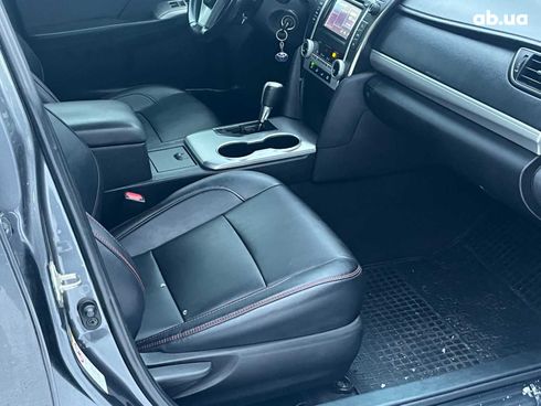 Toyota Camry 2013 черный - фото 16