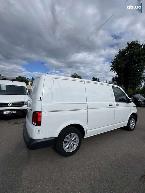 Volkswagen Transporter 2021 - фото 11
