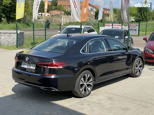 Volkswagen Passat 2021 - фото 14