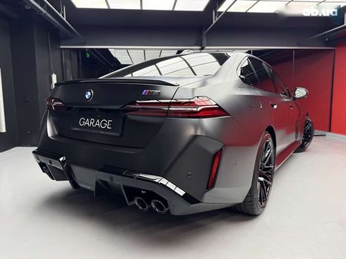 BMW M5 2025 - фото 16