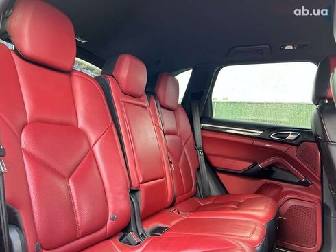 Porsche Cayenne 2016 - фото 16