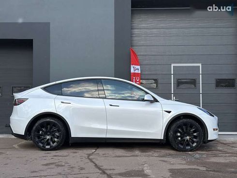 Tesla Model Y 2023 - фото 10