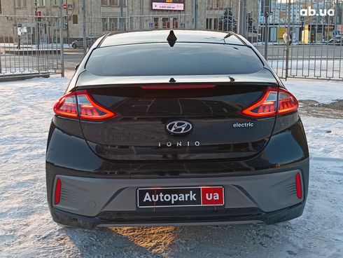 Hyundai Ioniq 2017 черный - фото 10