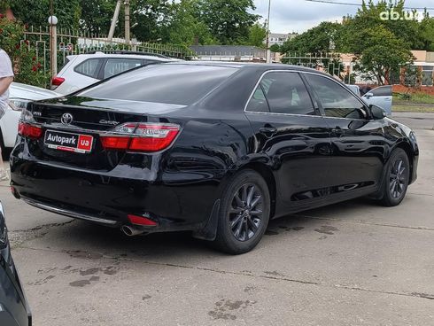 Toyota Camry 2017 черный - фото 12