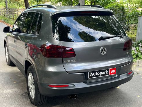 Volkswagen Tiguan 2018 серый - фото 9