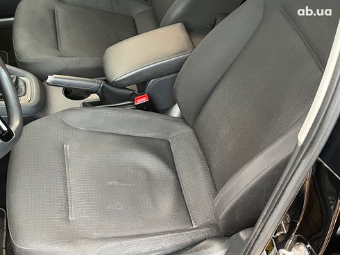 Volkswagen Jetta 2015 черный - фото 26