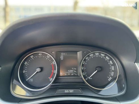 Skoda Fabia 2017 - фото 25