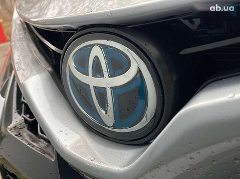 Toyota Camry 2020 - фото 22