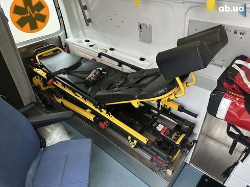 Volkswagen Transporter 2017 - фото 13