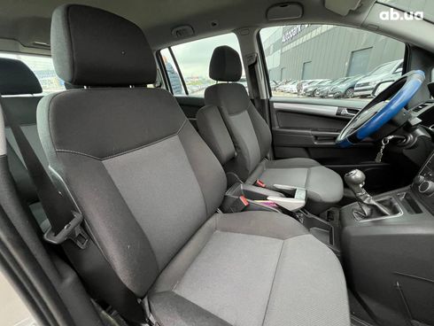 Opel Zafira 2006 серый - фото 3