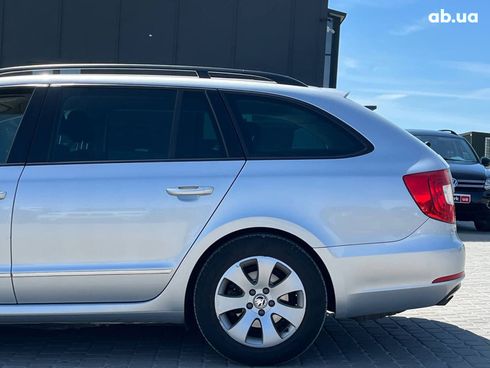 Skoda Superb 2013 серый - фото 108