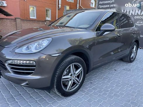Porsche Cayenne 2012 - фото 26
