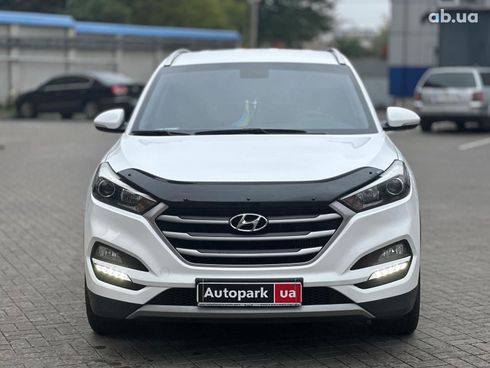 Hyundai Tucson 2017 белый - фото 2