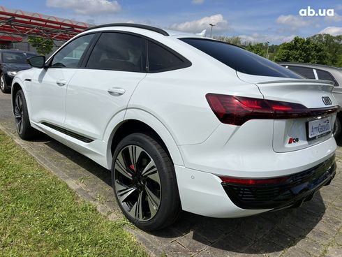 Audi E-Tron 2023 - фото 35