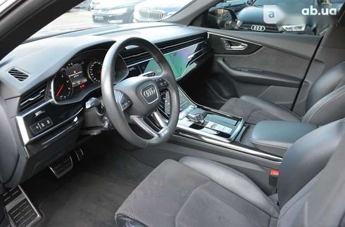 Audi Q8 2020 - фото 15