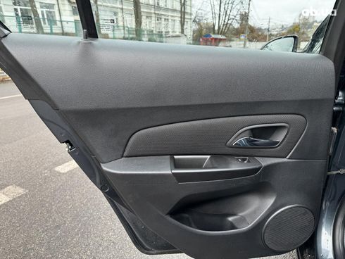 Chevrolet Cruze 2013 серый - фото 25