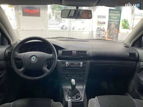 Skoda Superb 2006 - фото 30