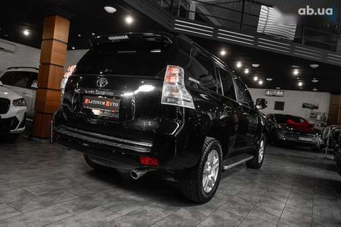 Toyota Land Cruiser Prado 2010 - фото 30