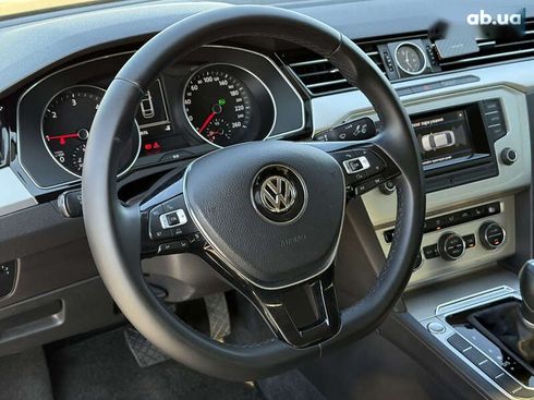 Volkswagen Passat 2016 - фото 29