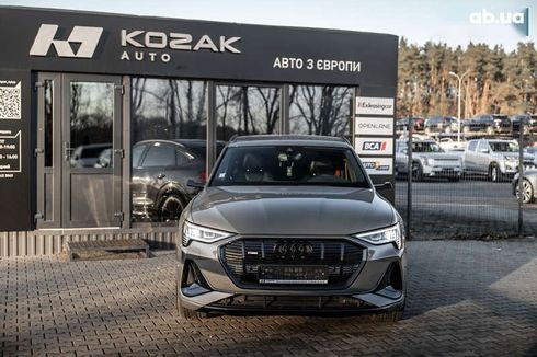 Audi E-Tron 2022 - фото 4