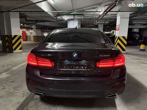 BMW 5 серия 2019 - фото 10