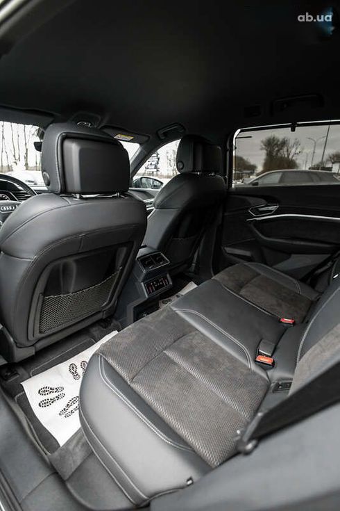 Audi E-Tron 2021 - фото 26