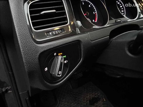 Volkswagen Golf 2019 серый - фото 18