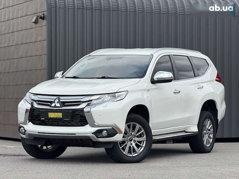 Mitsubishi Pajero Sport 2016 - фото 2