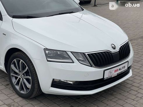 Skoda Octavia 2017 - фото 15