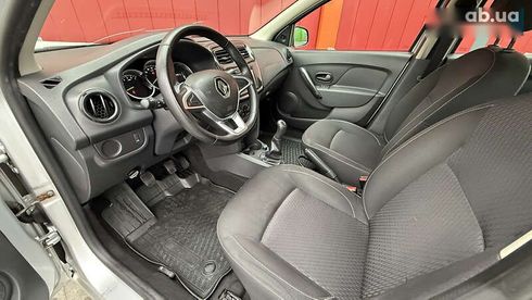 Renault Logan 2017 - фото 21