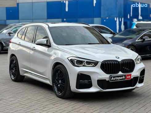 BMW X1 2015 белый - фото 3