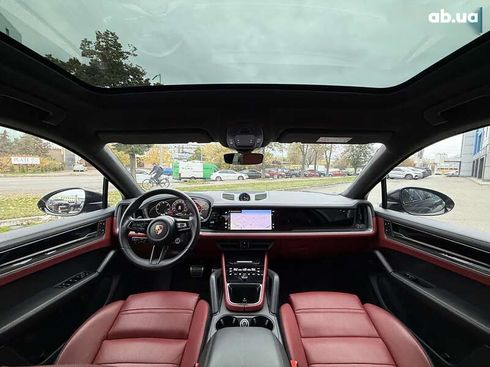 Porsche Cayenne Coupe 2024 - фото 13