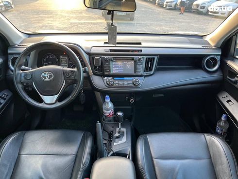 Toyota RAV4 2016 черный - фото 28