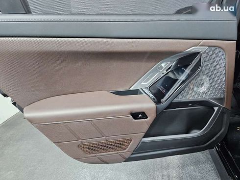 BMW i7 2024 - фото 17