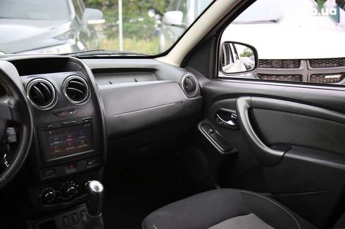 Renault Duster 2016 - фото 13